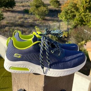 New Skechers Women's, BOBS Squad Air - Sweet Encounter Sneaker